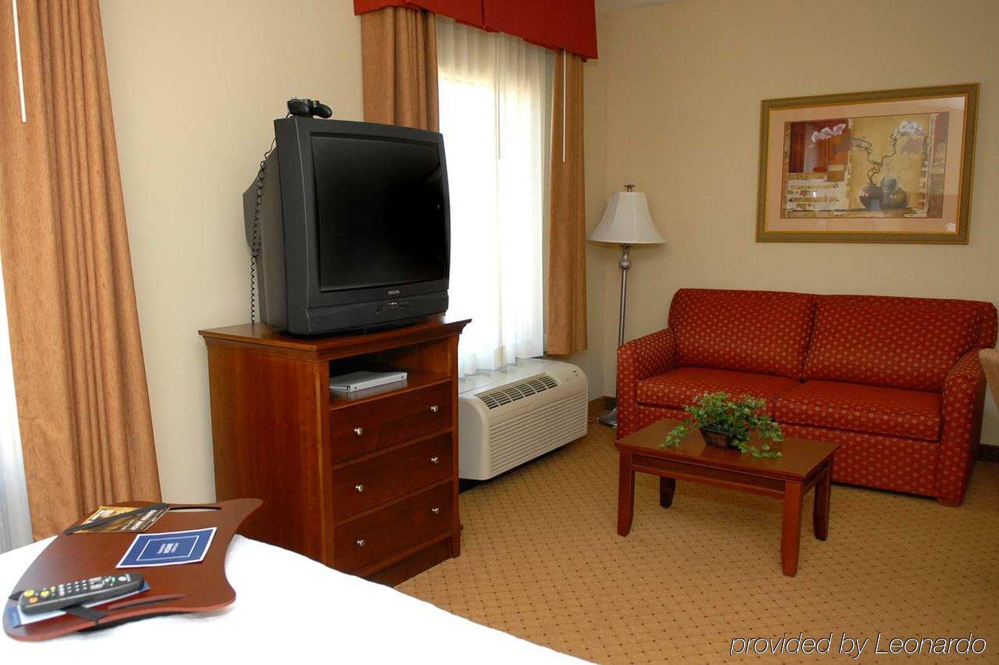 Hampton Inn & Suites Frederick/Fort Detrick Pokój zdjęcie